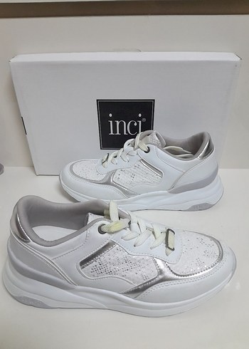 SIFIR İnci Beyaz Yılan Desenli Topuklu Spor Ayakkabı 38 - Görsel 8