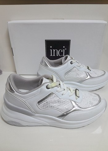 SIFIR İnci Beyaz Yılan Desenli Topuklu Spor Ayakkabı 38 - Görsel 4