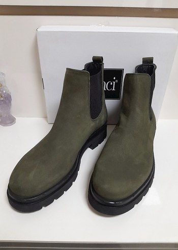 SIFIR İNCİ HAKİKİ DERİ YANLAR ESNEK CHELSEA BOT 41 - Görsel 2