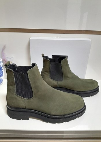 SIFIR İNCİ HAKİKİ DERİ YANLAR ESNEK CHELSEA BOT 41 - Görsel 4
