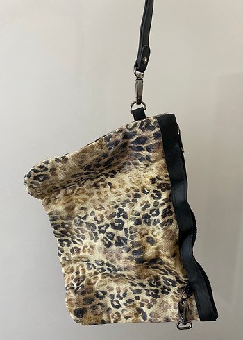 Kürk Detaylı Leopar Desenli Kadın Çanta