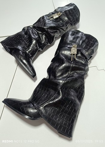 Kadın Siyah Deri Dolgu Topuklu Kovboy Çizmesi - Görsel 4