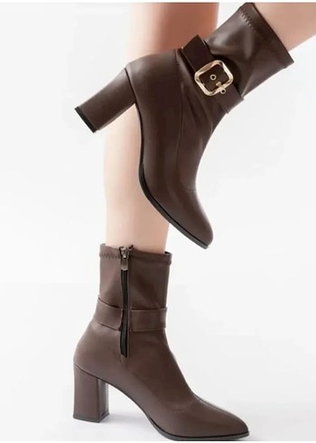 Bej Deri Tokalı Kadın Topuklu Bot - Görsel 2