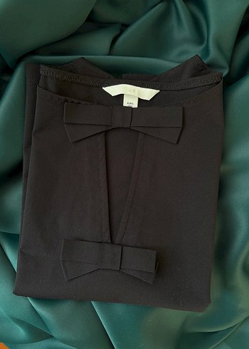 H&M Kurdele Detaylı Bluz