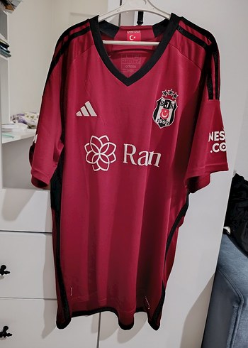 Beşiktaş 2023 100.Yil forma
