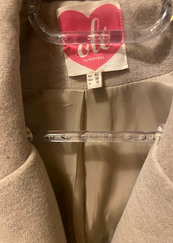 Bej çift düğmeli kısa kaban - Görsel 3