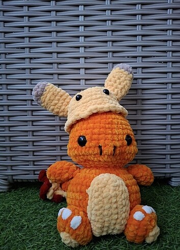 charmander pokemon amigurumi oyuncak bebek