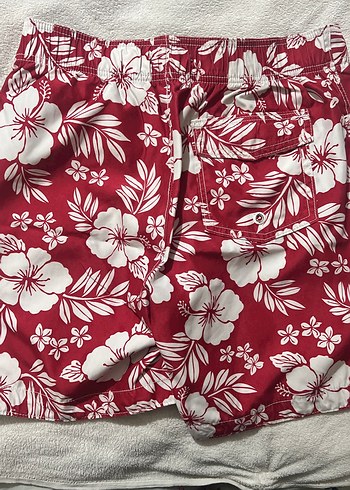 Kırmızı Çiçek Desenli Erkek Mayo Şortu - Görsel 2