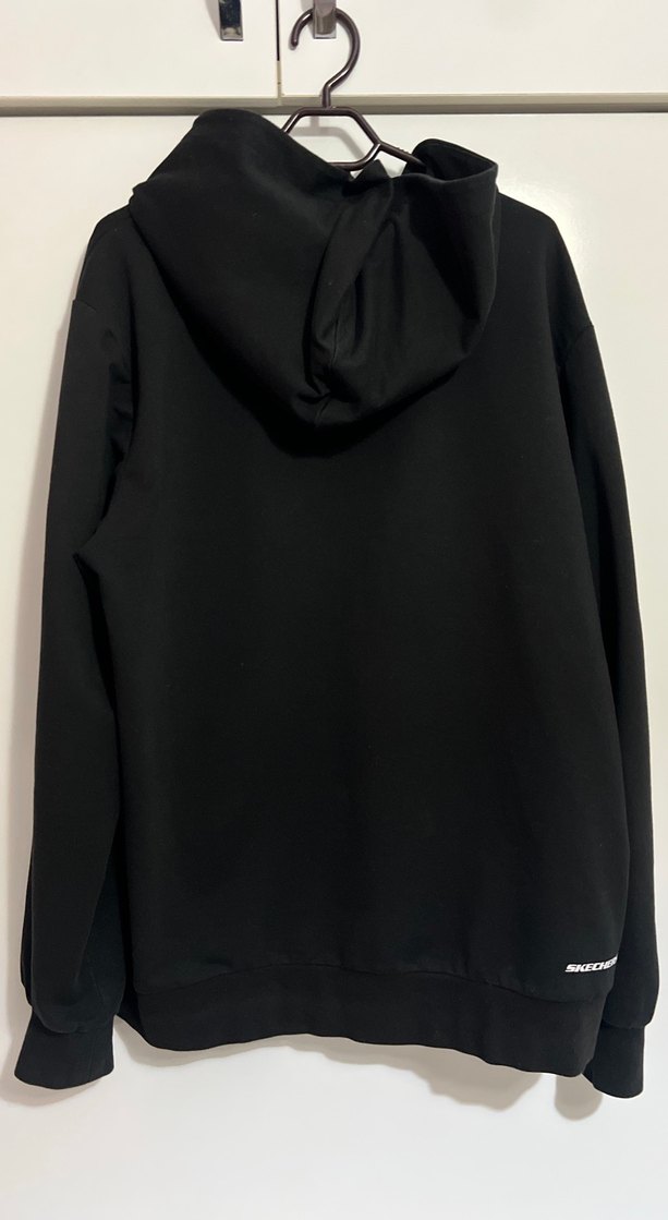 Skechers Siyah Kapüşonlu Fermuarlı Sweatshirt - Görsel 3