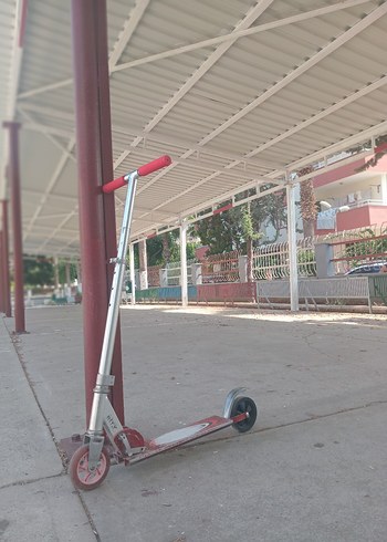 Kırmızı Gri Scooter