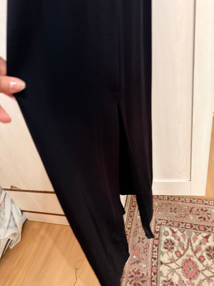 Dantel Detaylı Siyah Uzun Kollu Uzun Elbise - Görsel 2