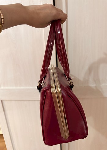 Klasik Şıklık Kırmızı Deri Kadın Çanta - Görsel 2