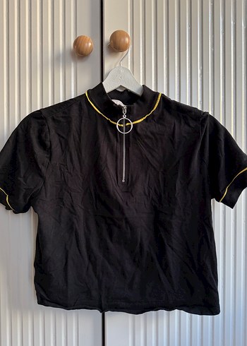 Kısa Kollu Siyah Crop Top - Görsel 3