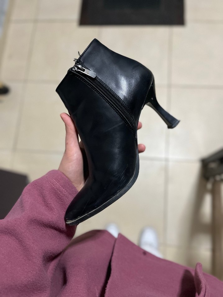 Siyah Deri Stiletto Topuklu Kadın Bot - Görsel 2