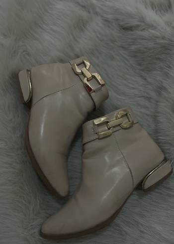 Bej Deri Tokalı Kadın Bot - Görsel 2