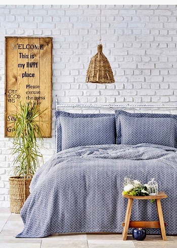 Karaca Home Bordo Desenli Karaca Home Yatak Örtüsü 230x240 cm