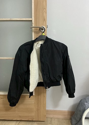 Trendyol & Milla Siyah Pelus Astarli Bomber Ceket