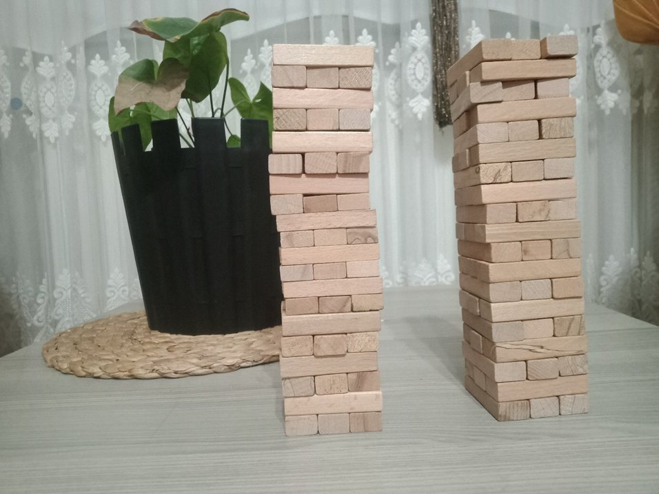 Beyaz Ahşap Bloklar ve Oyuncak Uçak - Görsel 3