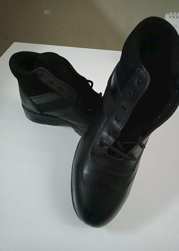 Siyah Erkek  Bot - Görsel 2