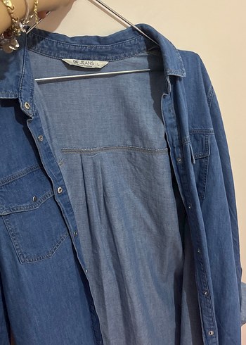 Mavi Düğmeli Uzun Kollu Denim Gömlek