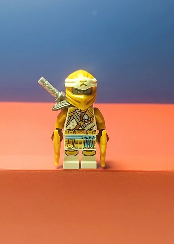 Diğer Ninjago Altın Zane