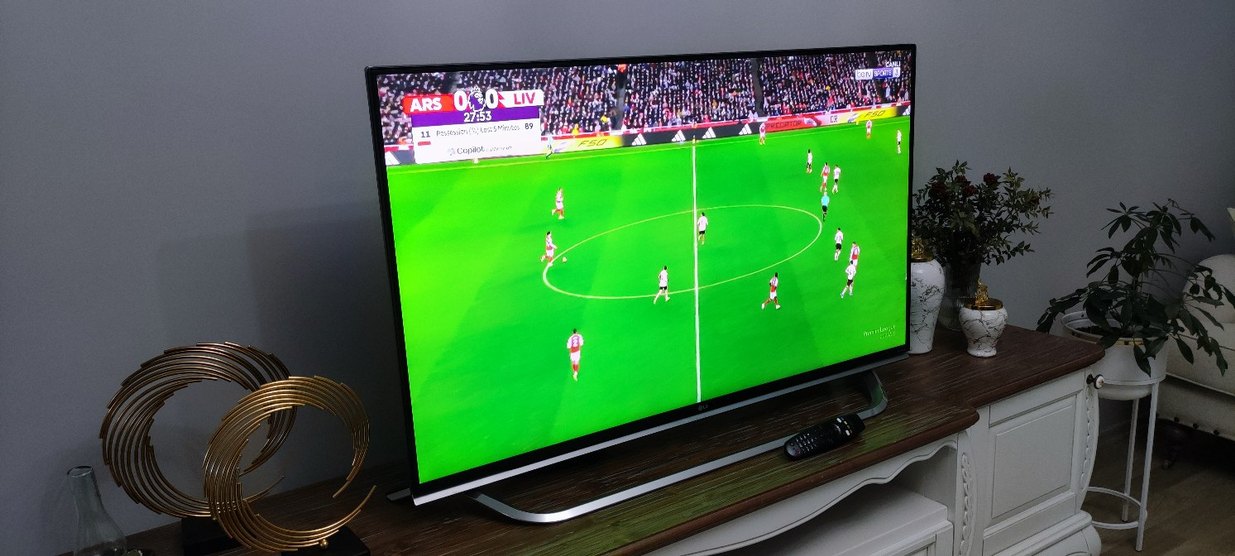 LG Televizyon 49 İnç - Görsel 2