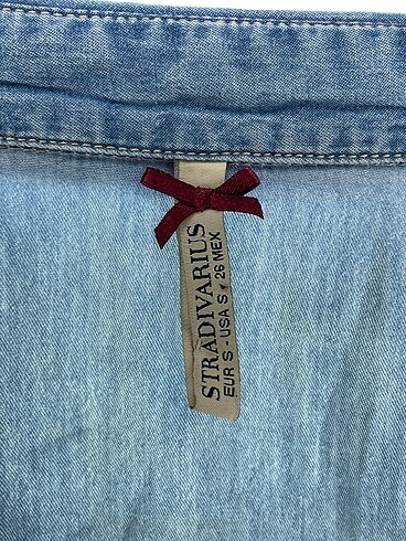s Beden çeşitli Renk Stradivarius Gömlek %70 İndirimli.