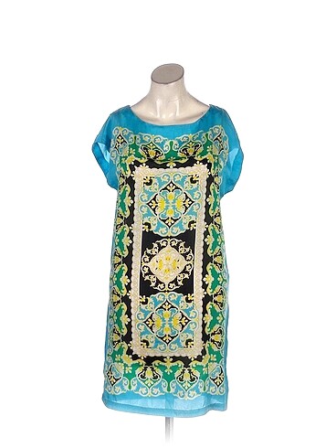 Mango Pareo %70 İndirimli.
