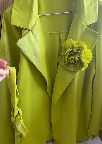 Zara Saten yağ yeşili ceket