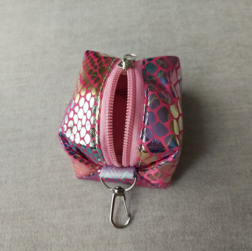 Fuya Hologramlı Fermuarlı Cüzdan& Anahtarlık& Çanta Aksesuarı - Görsel 3