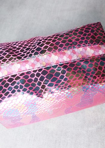 Fuya Renk Holografik Yılan Desenli Kadın Makyaj Çantası-Premium - Görsel 3