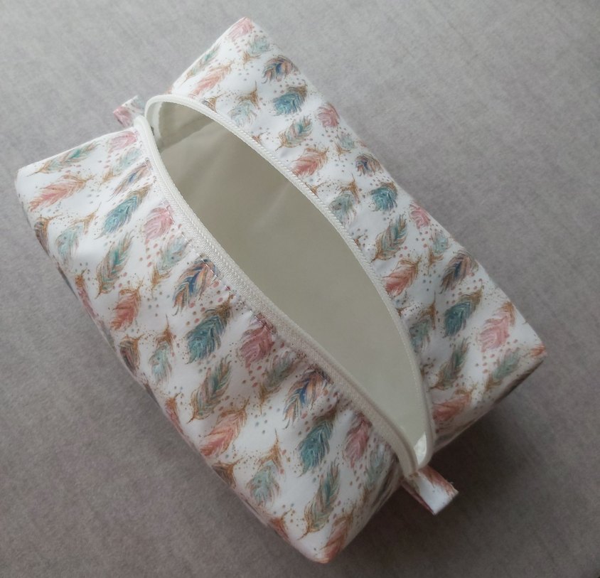 BeyazRenk Tüy Desenli Bohem Kadın Makyaj Çantası&Organizer Çanta - Görsel 5