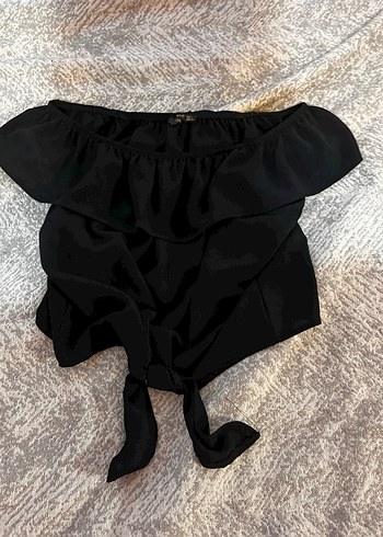 Gothic Fırfırlı düşük omuz bluz - Görsel 3