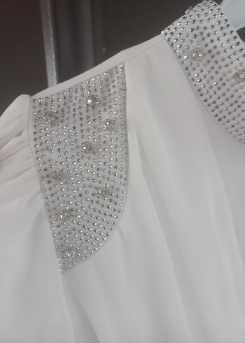 Diğer nikah elbisesi