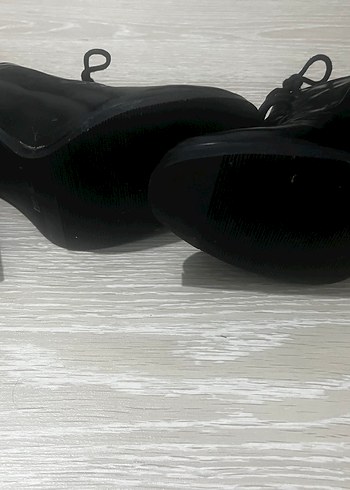 Siyah Topuklu Klasik Goth Kadın Ayakkabı - Görsel 5