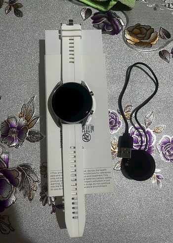 Beyaz Kayışlı Gri Akıllı Saat - Görsel 2