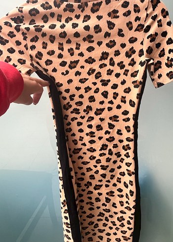 Kısa Kollu Leopar Desenli Kadın Elbise - Görsel 3