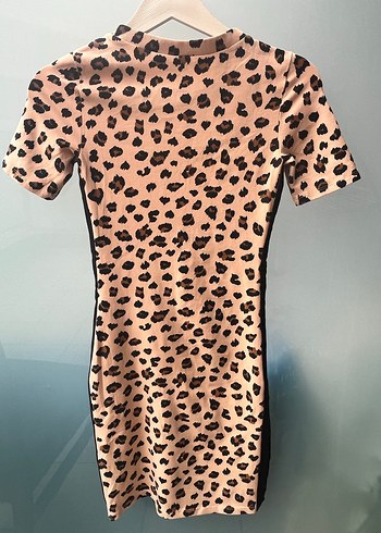 Kısa Kollu Leopar Desenli Kadın Elbise - Görsel 2