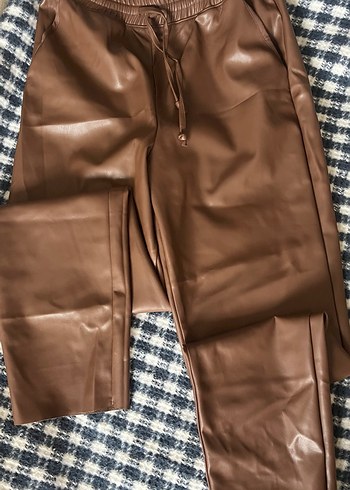 Kahverengi Deri Kadın Pantolon - Görsel 2