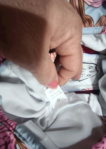 Pembe Yaprak Desenli Drapeli Mayo - Görsel 5