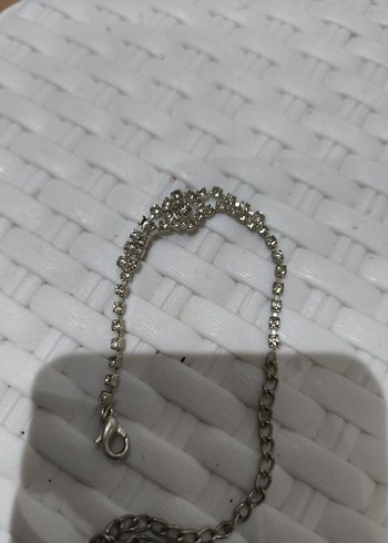 Kadın Detaylı Zincir Bileklik - Görsel 2