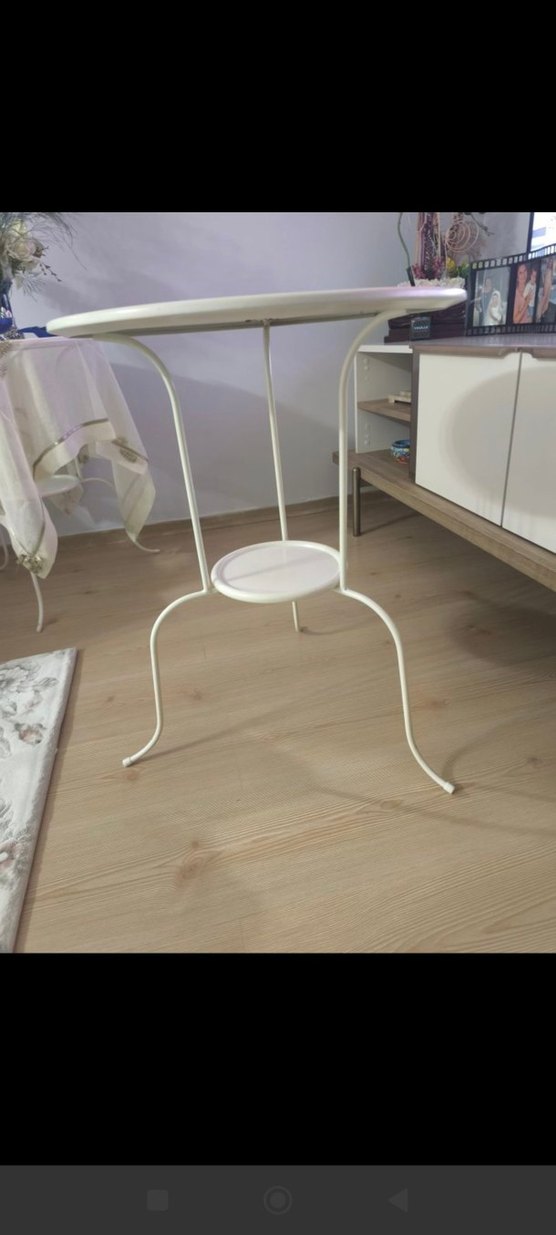 Beyaz Yuvarlak Sehpa ikea - Görsel 2