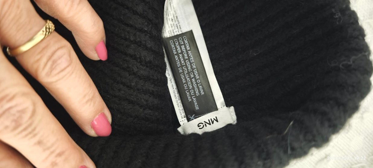 Siyah Örgü Kadın Yün Bere - Görsel 2