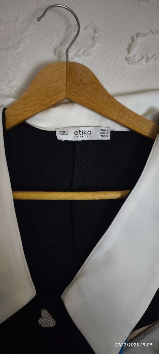 Düğmeli Siyah Midi Goth Elbise - Görsel 5