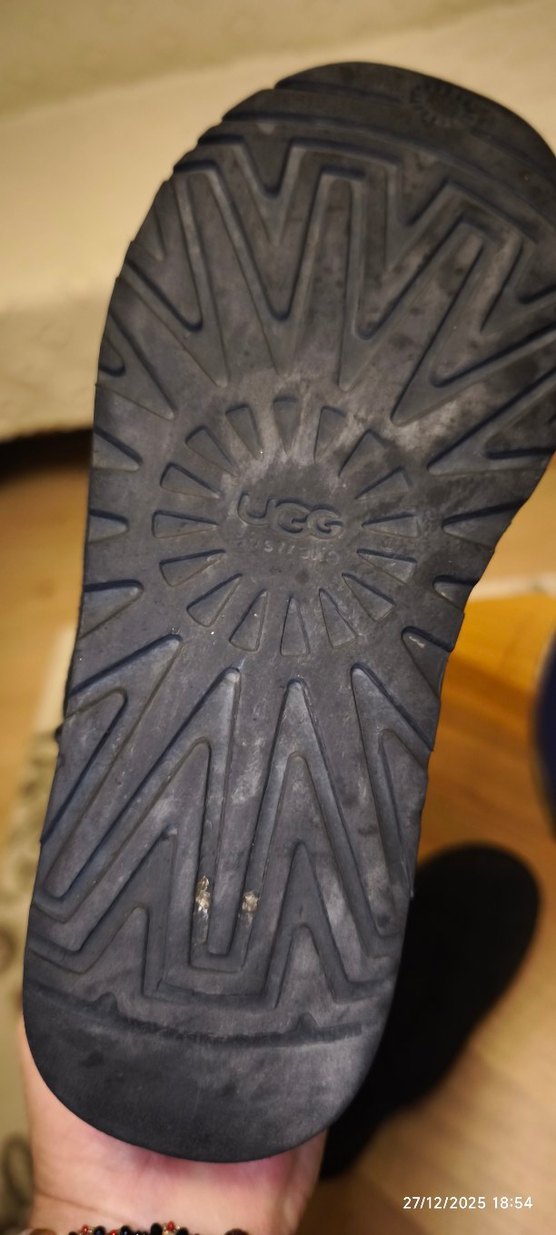 Siyah Süet UGG Kadın Bot - Görsel 3