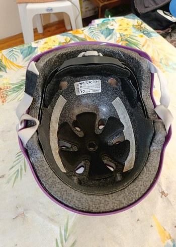 Mor Renkli Punk Tarzı Kask - Görsel 2