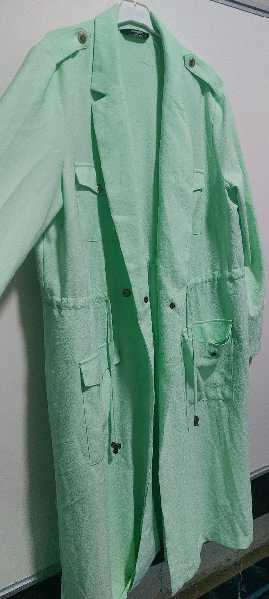 Düğmeli Uzun Yeşil Kadın Trençkot - Görsel 2