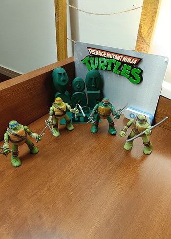 Teenage Mutant Ninja Turtles Head Droppin' Figures.