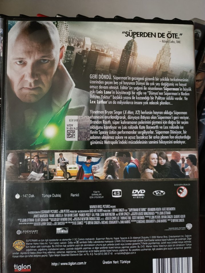 Superman Dönüyor DVD Türkçe Dublajlı - Görsel 2