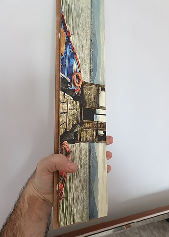 Gri Tonlarda Tekne ve İskelesi Tablosu - Görsel 4